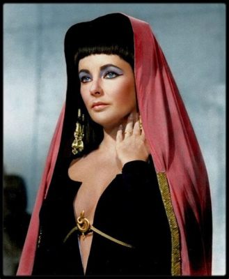  Kleopatra - seria z czasów starożytnego Egiptu wcielona przez Elizabeth Taylor!